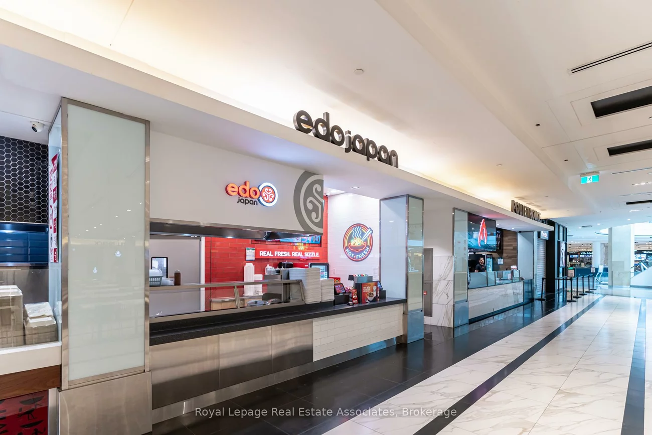 100, City Centre, City Centre, Mississauga