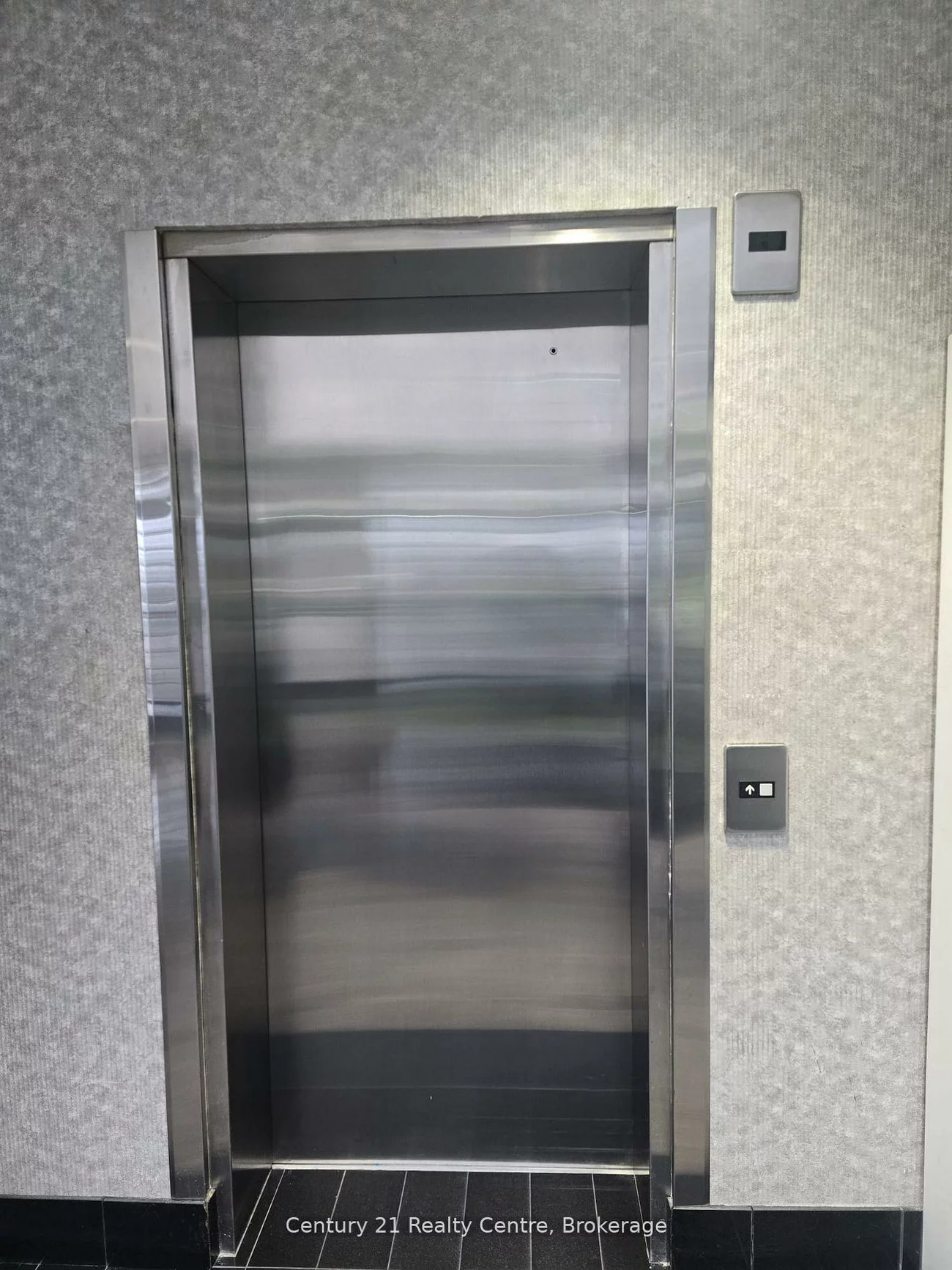 7895, Tranmere, Northeast, Mississauga