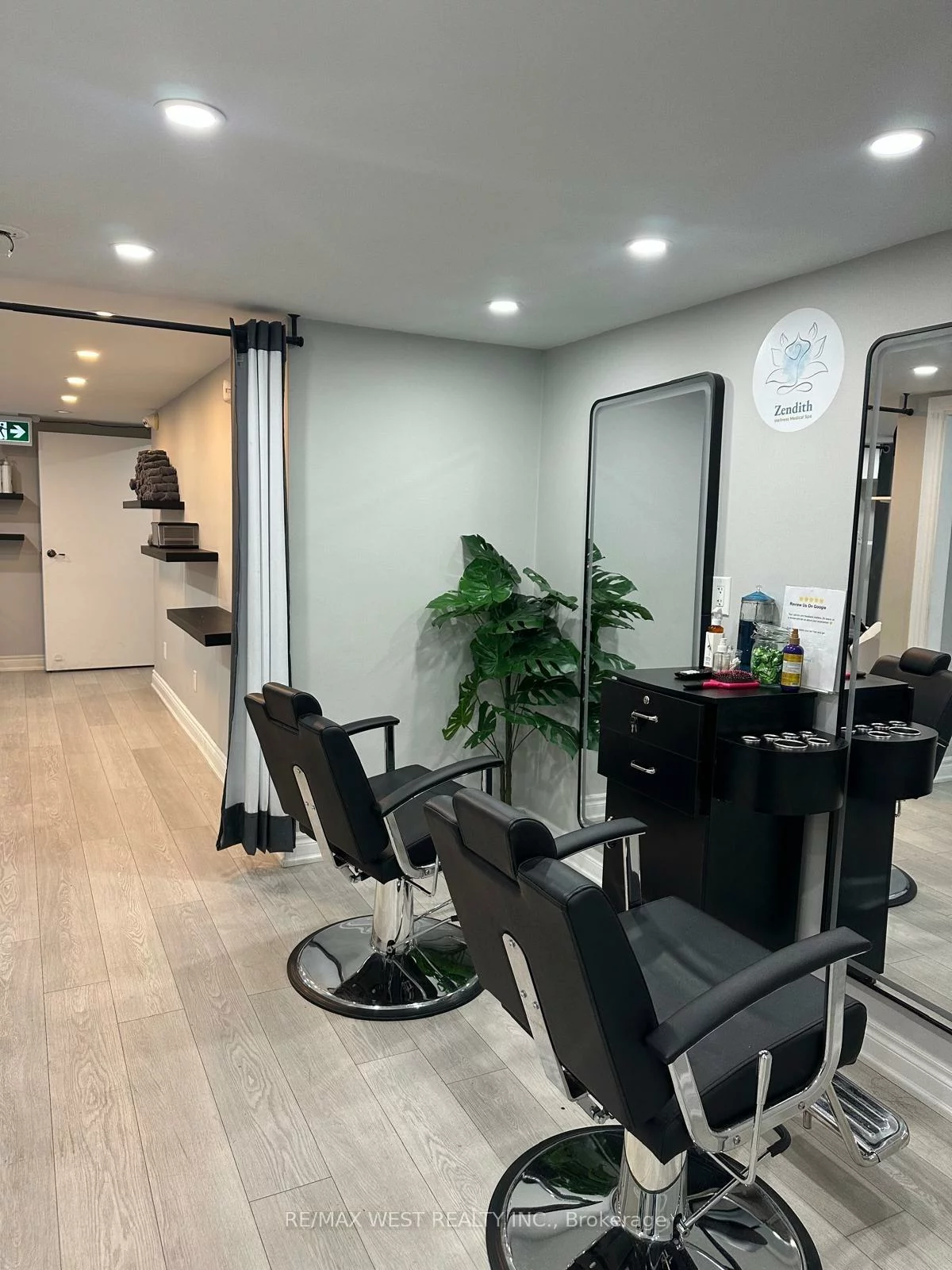 2551, Hurontario, Cooksville, Mississauga