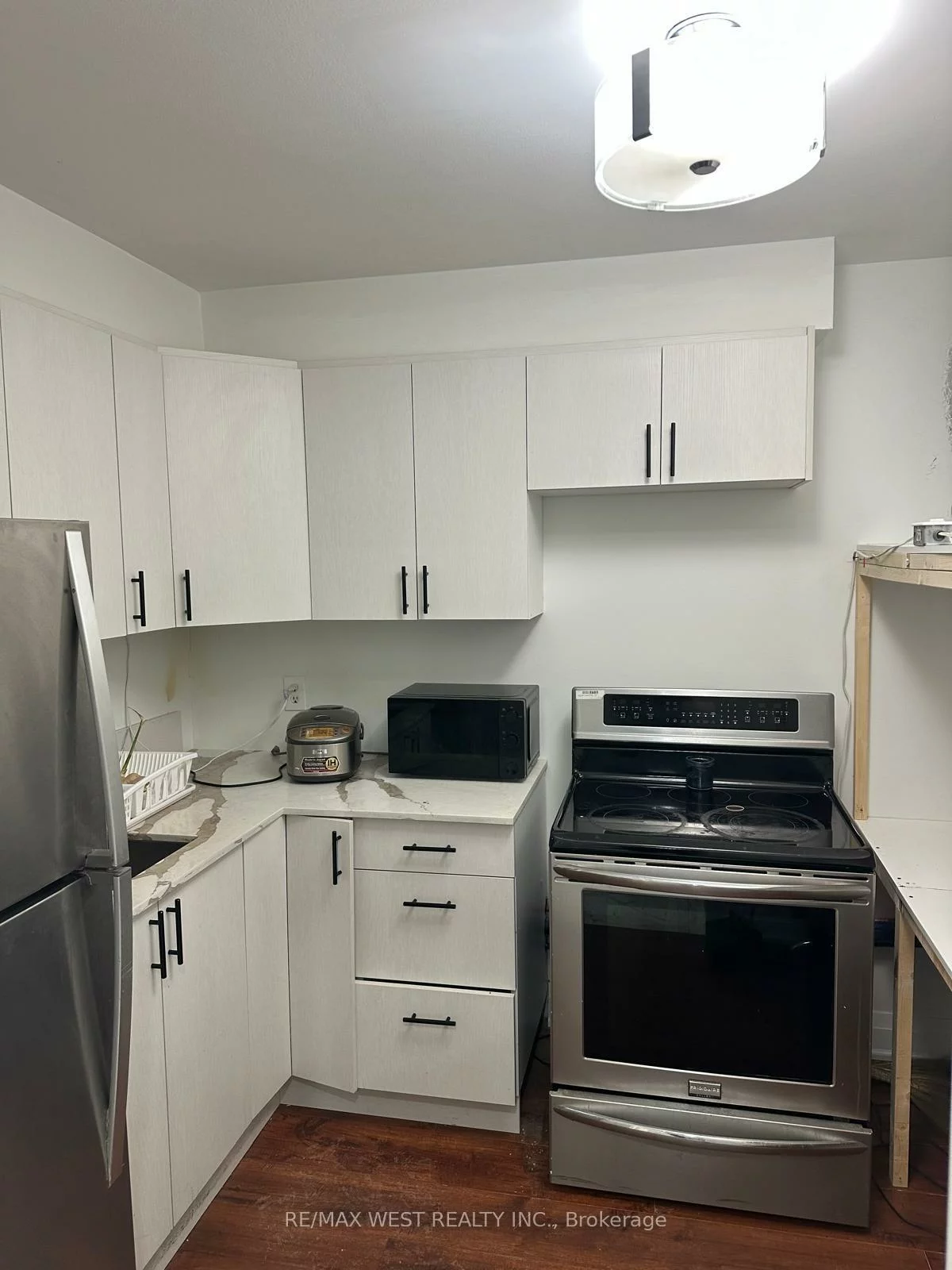 2551, Hurontario, Cooksville, Mississauga