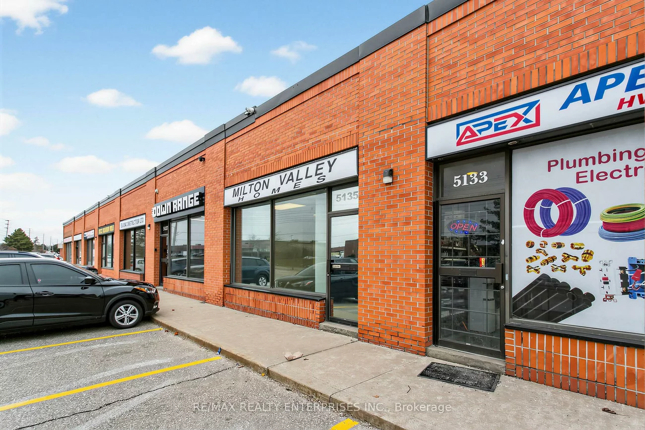 5135, Tomken, Northeast, Mississauga