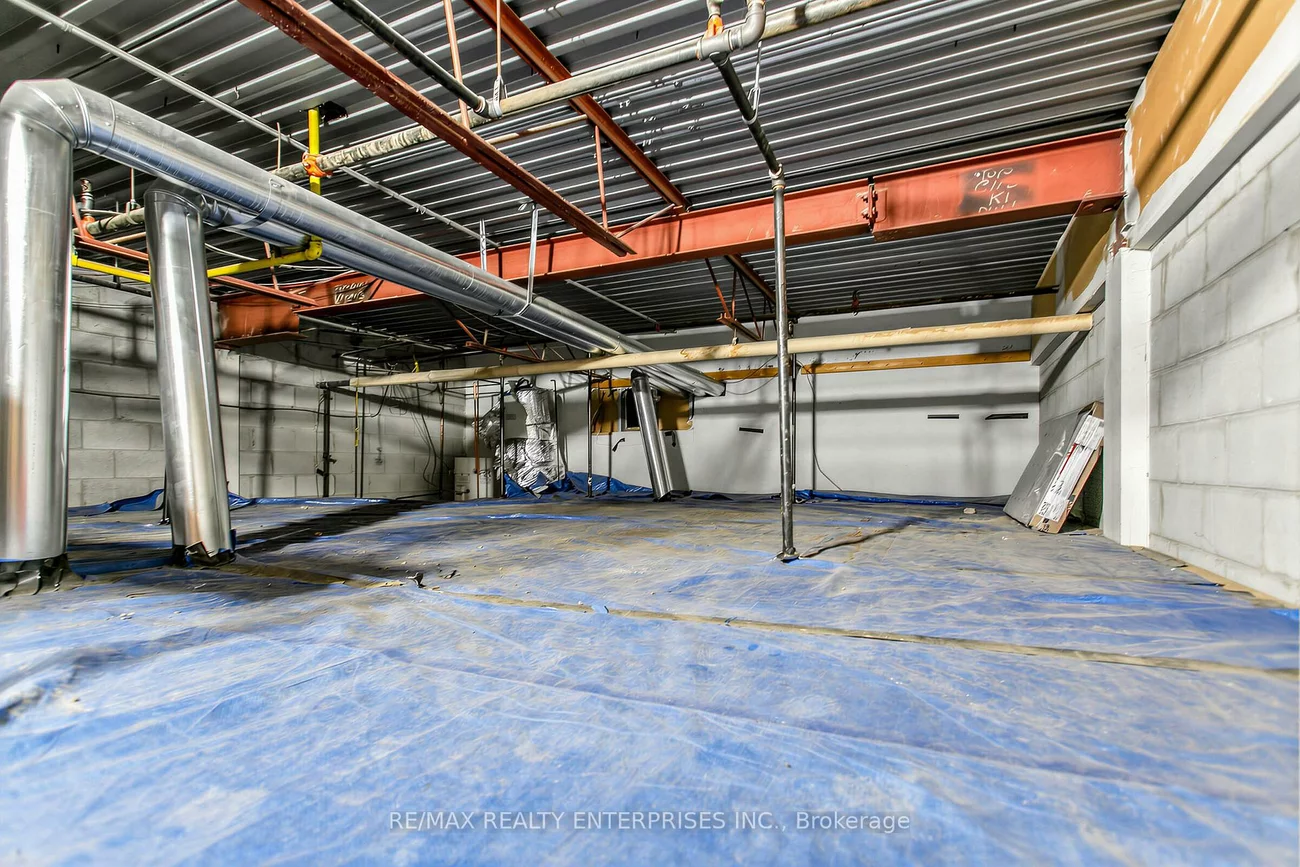 5135, Tomken, Northeast, Mississauga