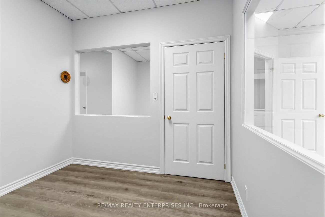 5135, Tomken, Northeast, Mississauga