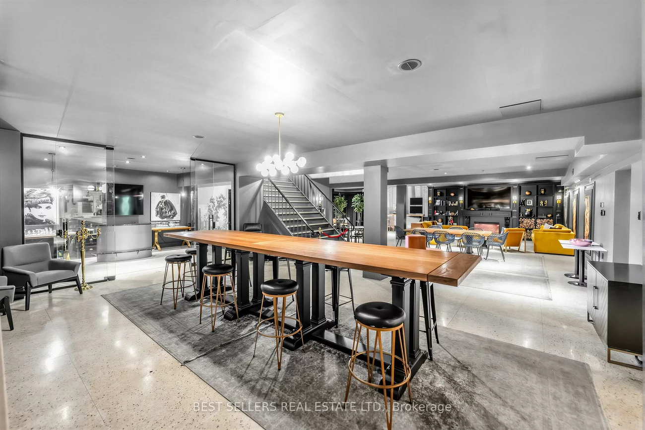 167, lakeshore, Port Credit, Mississauga