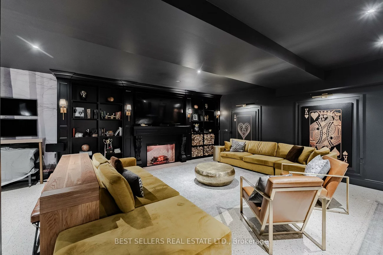 167, lakeshore, Port Credit, Mississauga