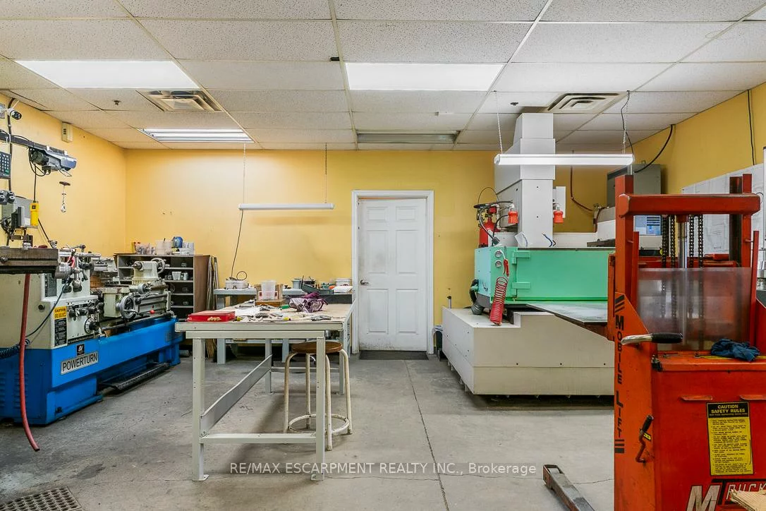 2430, Lucknow, Northeast, Mississauga