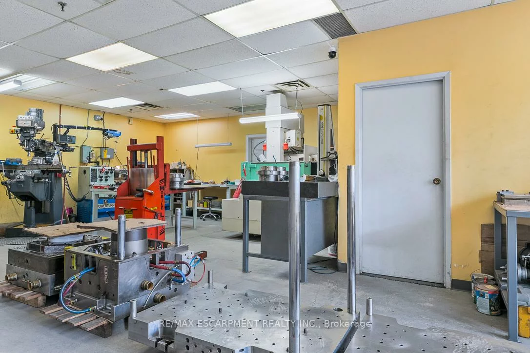 2430, Lucknow, Northeast, Mississauga