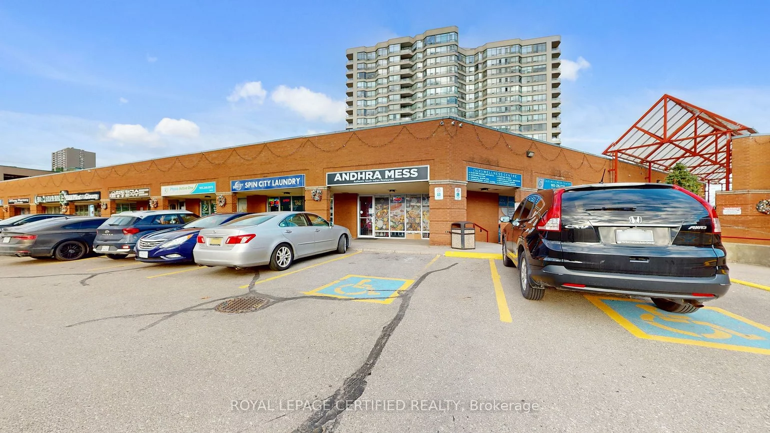 2560, Shepard, Cooksville, Mississauga