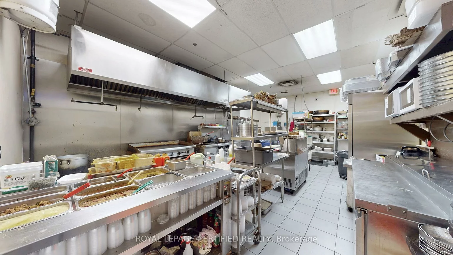 2560, Shepard, Cooksville, Mississauga