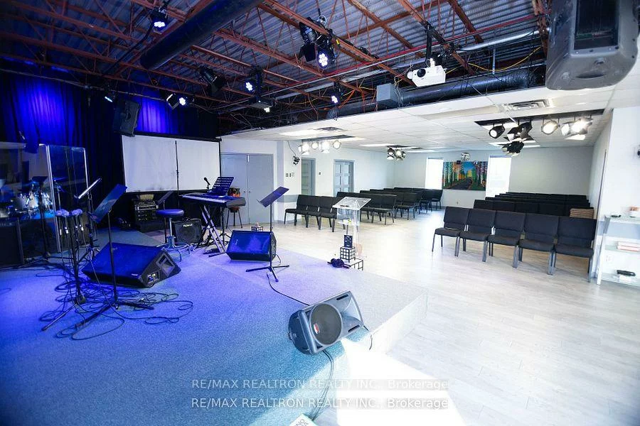 5920, Atlantic, Northeast, Mississauga