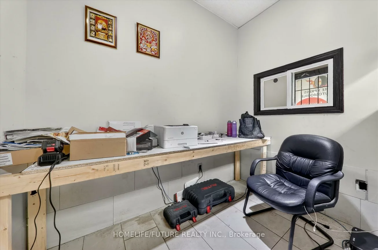 6160, Netherhart, Northeast, Mississauga