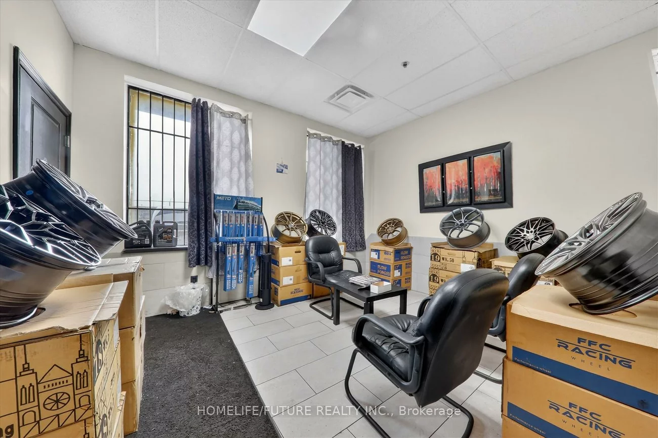 6160, Netherhart, Northeast, Mississauga