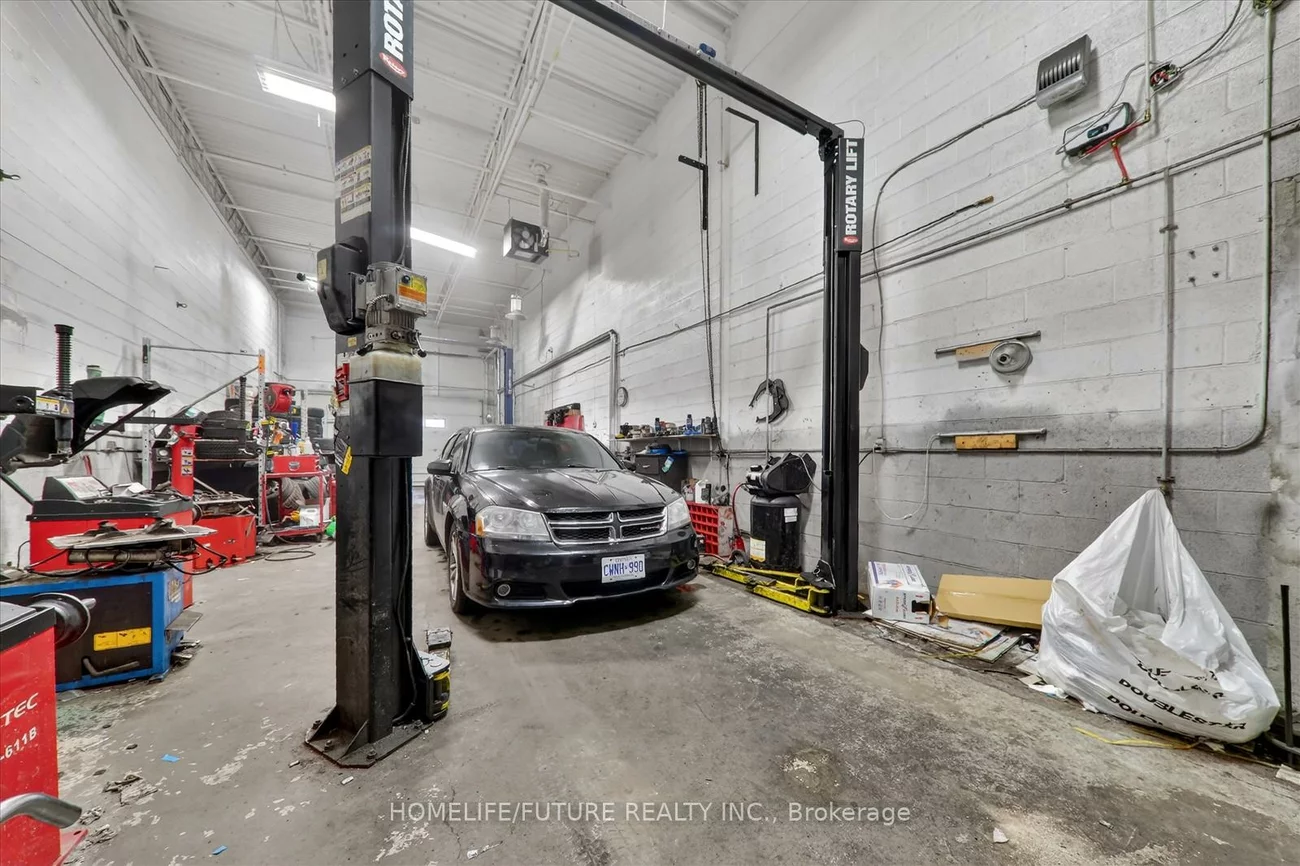 6160, Netherhart, Northeast, Mississauga