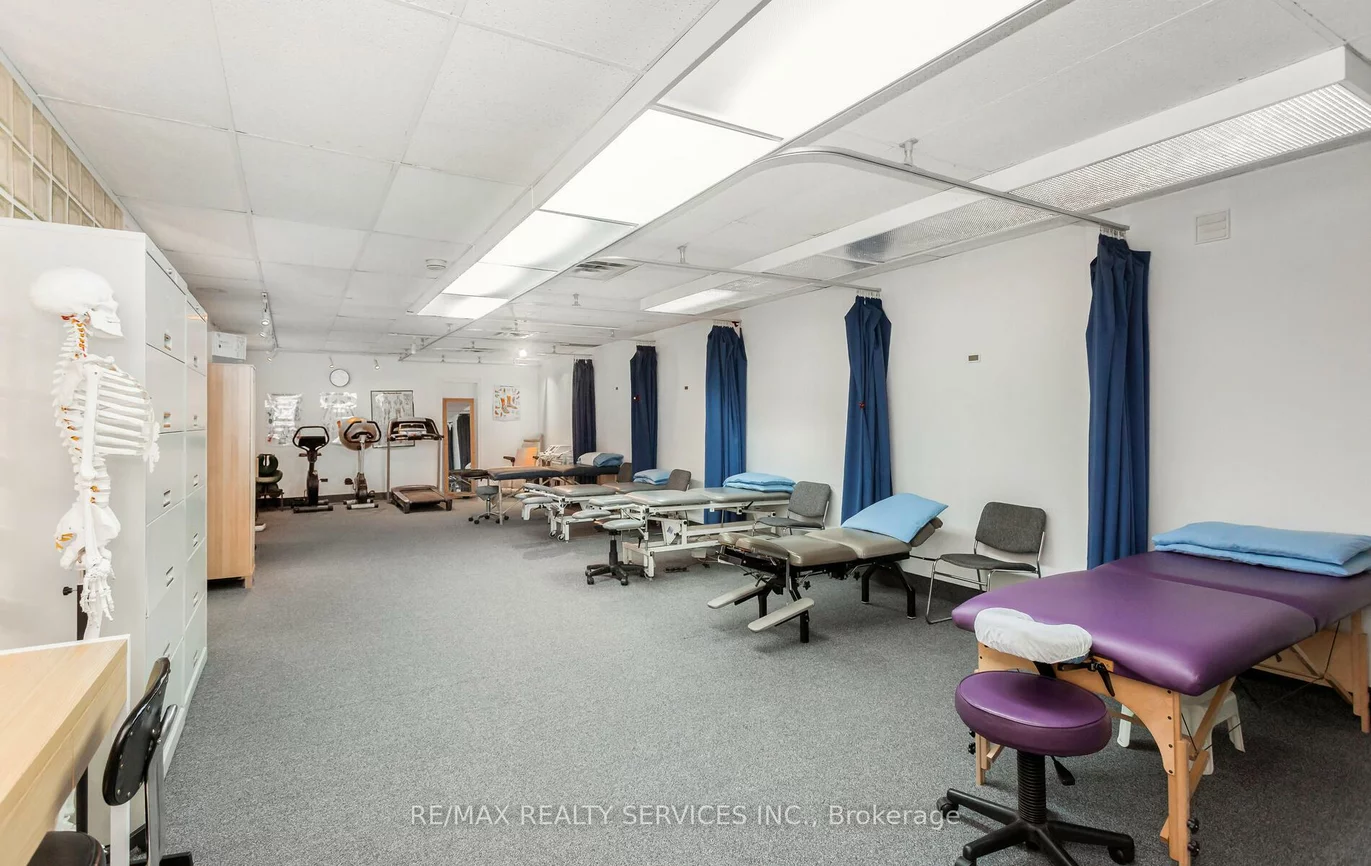 57, Village Centre, City Centre, Mississauga