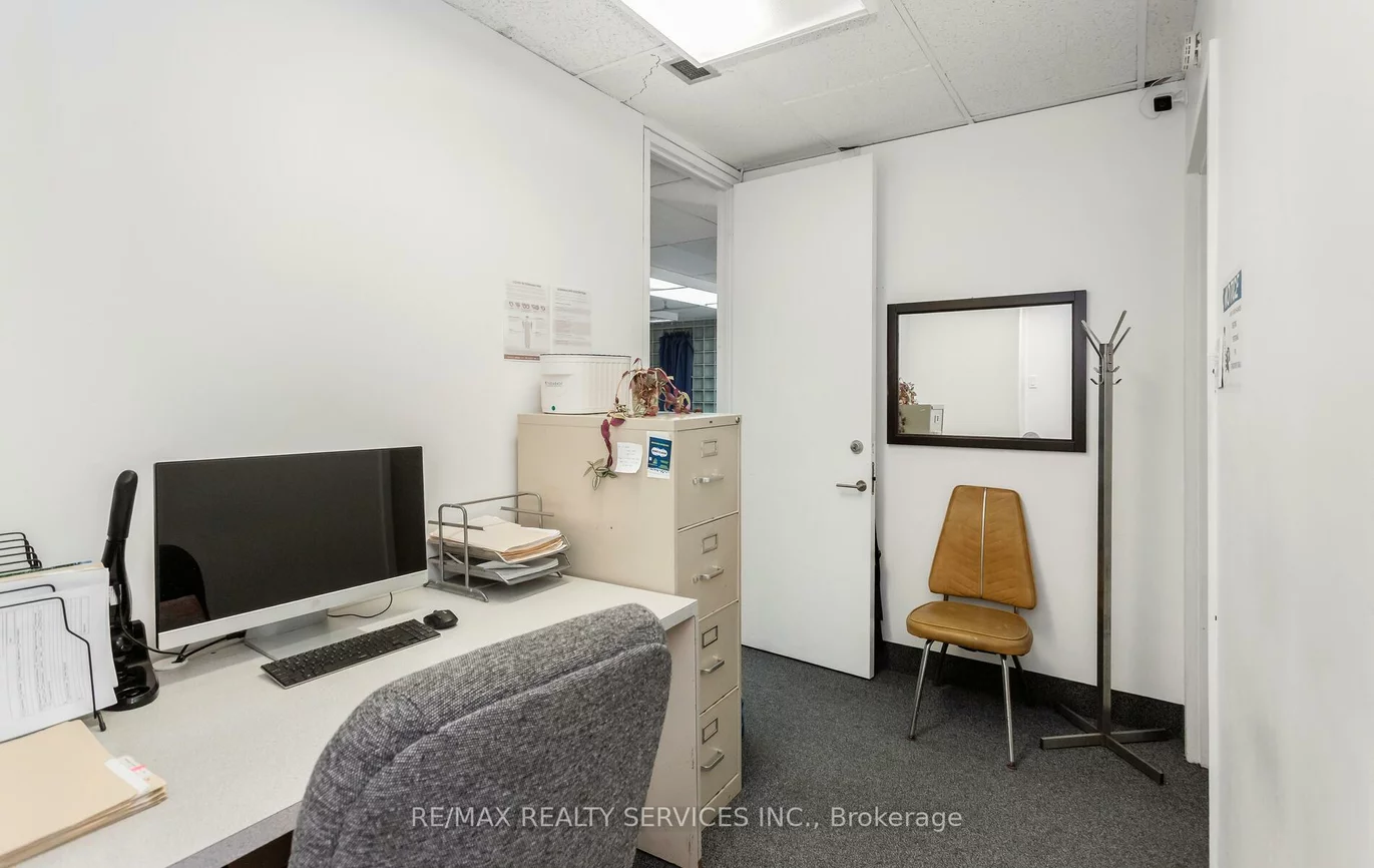 57, Village Centre, City Centre, Mississauga