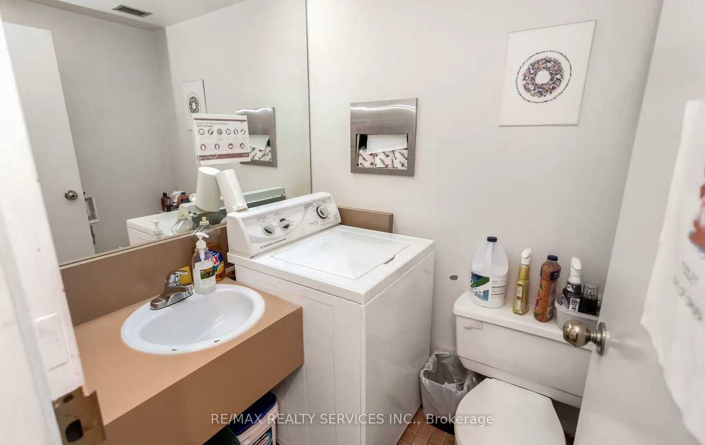 57, Village Centre, City Centre, Mississauga