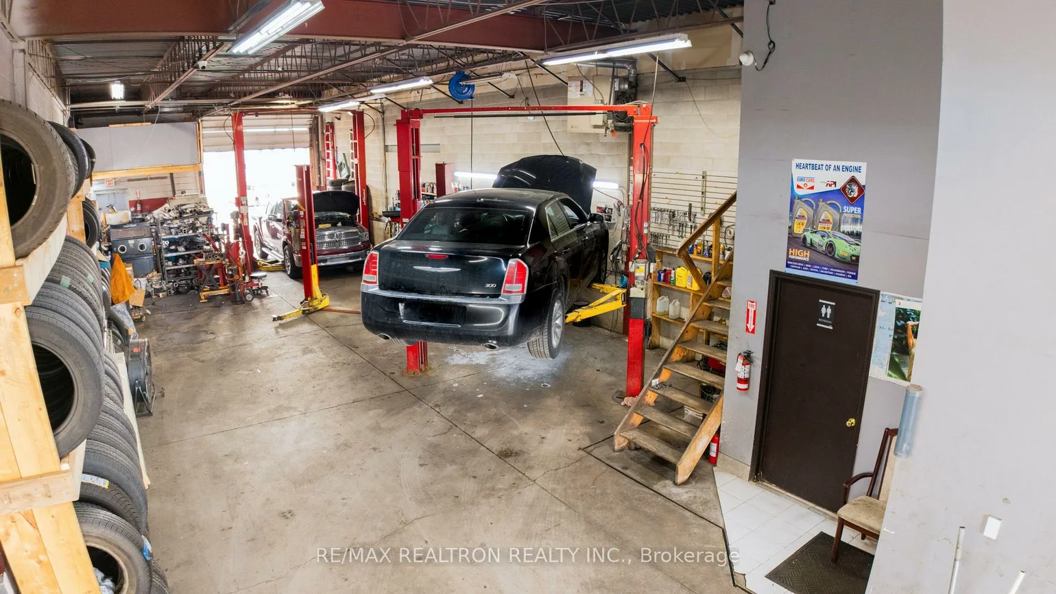 5900, Dixie, Northeast, Mississauga