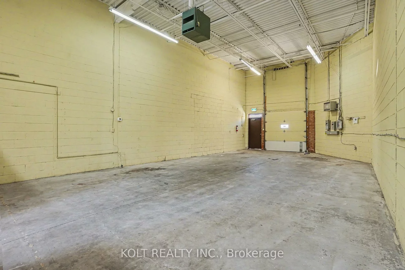 150, Britannia, Gateway, Mississauga