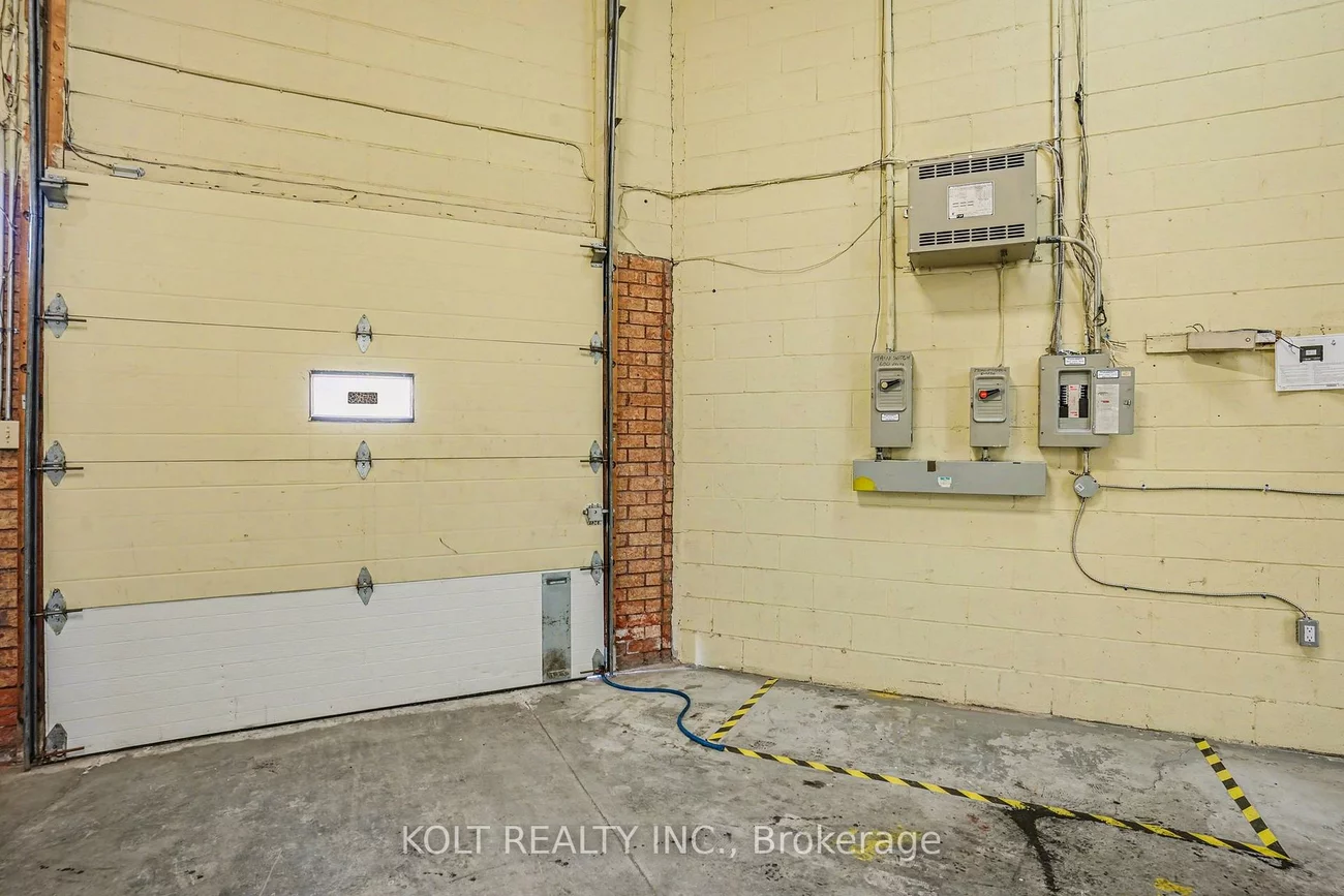 150, Britannia, Gateway, Mississauga