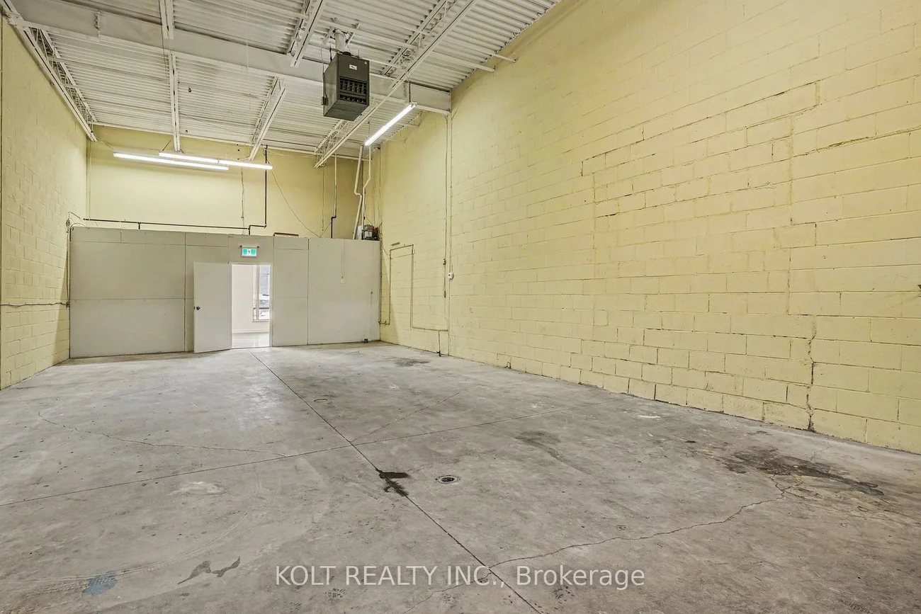 150, Britannia, Gateway, Mississauga