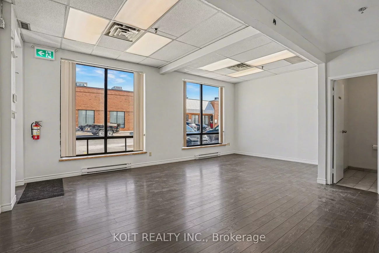 150, Britannia, Gateway, Mississauga