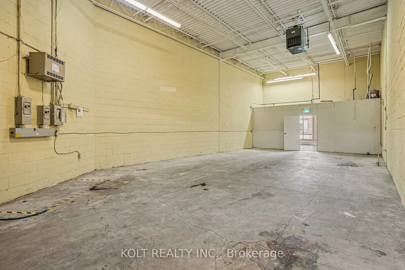 150, Britannia, Gateway, Mississauga