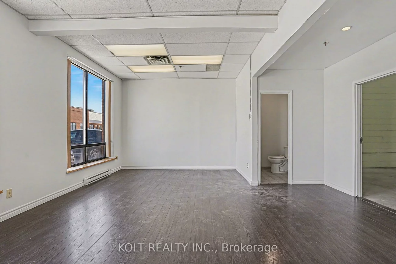 150, Britannia, Gateway, Mississauga