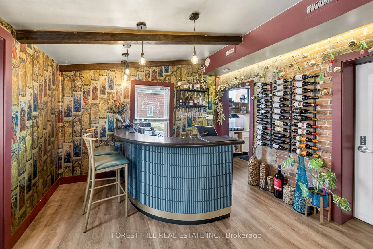 151, Queen, Streetsville, Mississauga