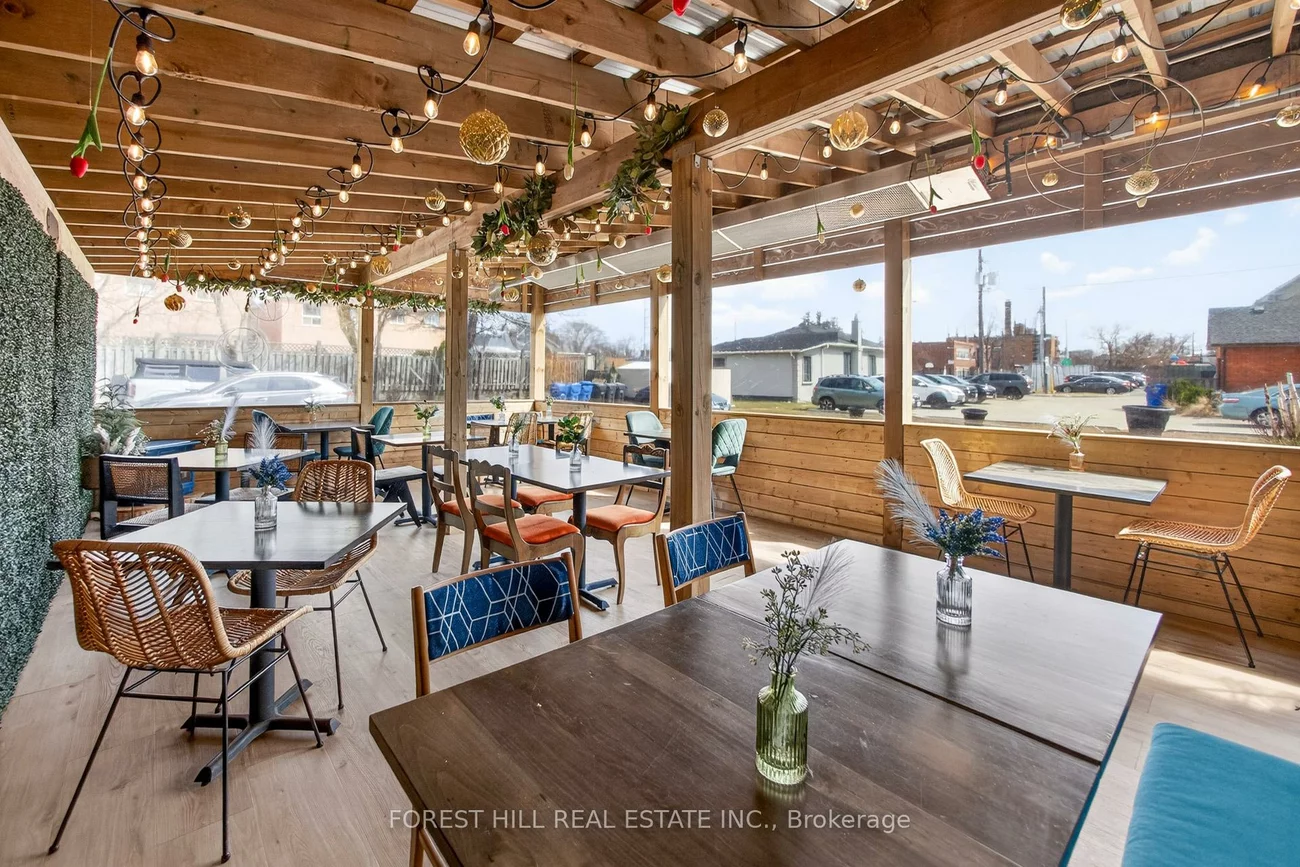 151, Queen, Streetsville, Mississauga