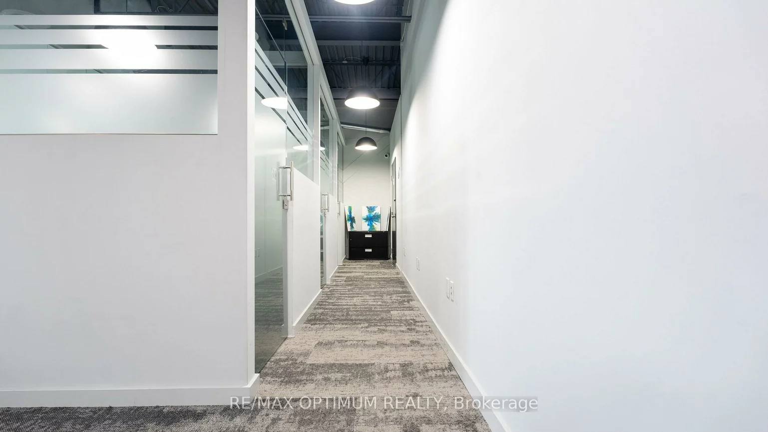 1055, Canadian, Northeast, Mississauga