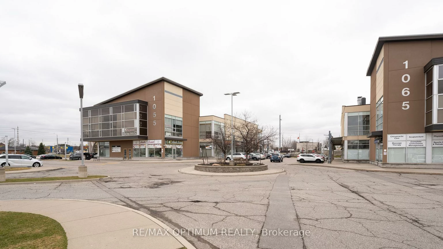 1055, Canadian, Northeast, Mississauga