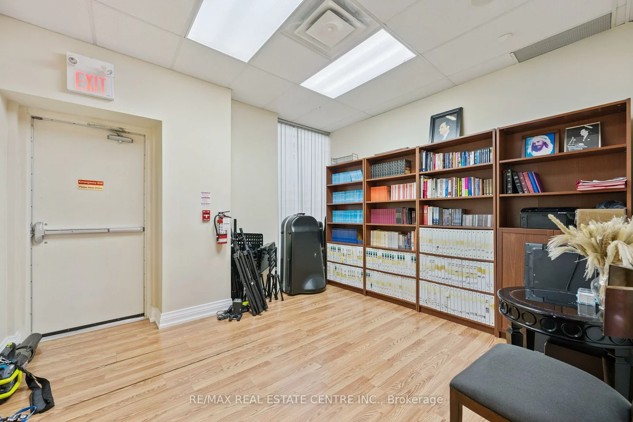 7605, Danbro, Meadowvale Business Park, Mississauga