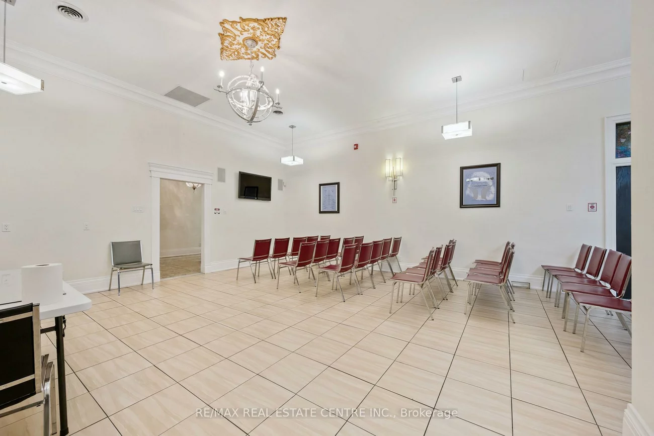 7605, Danbro, Meadowvale Business Park, Mississauga