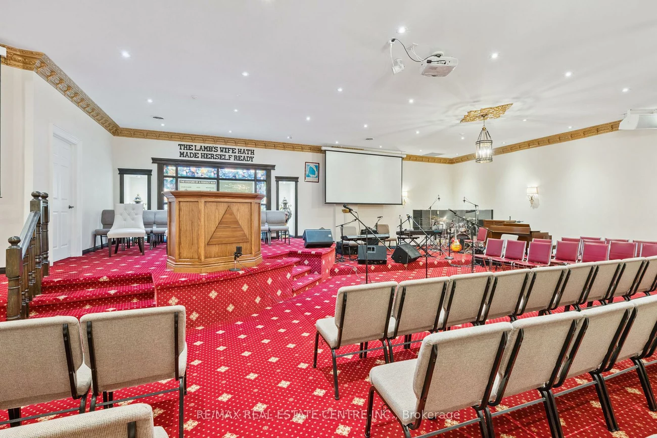 7605, Danbro, Meadowvale Business Park, Mississauga