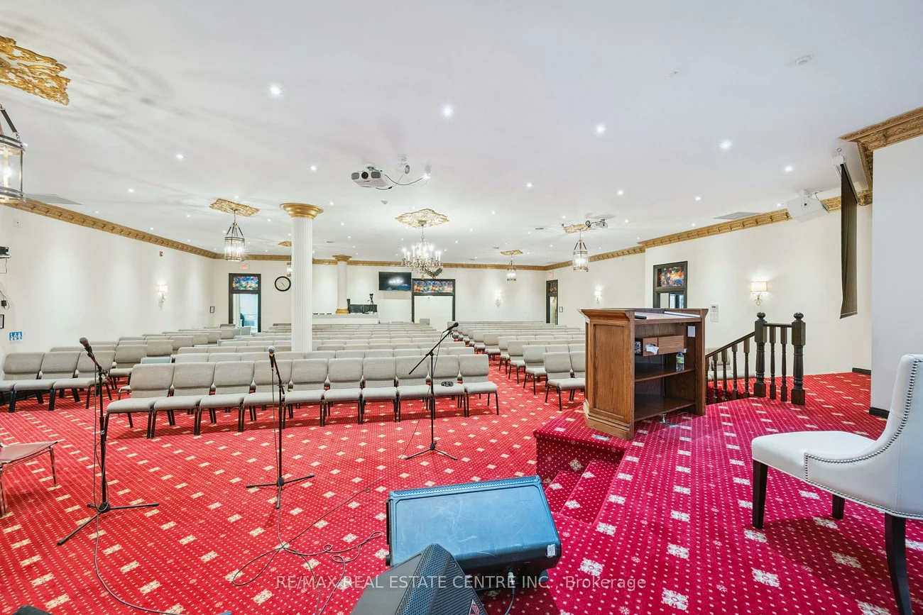 7605, Danbro, Meadowvale Business Park, Mississauga