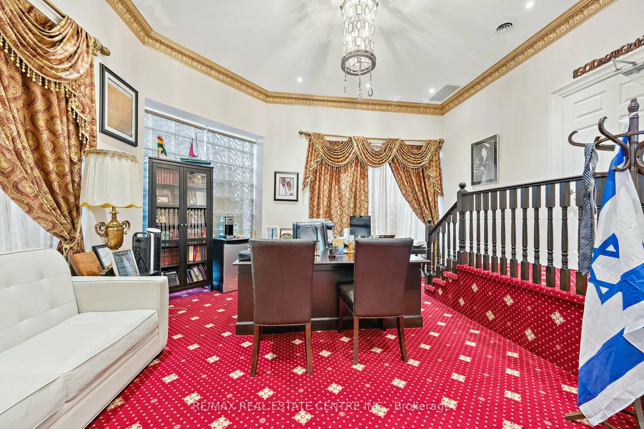 7605, Danbro, Meadowvale Business Park, Mississauga