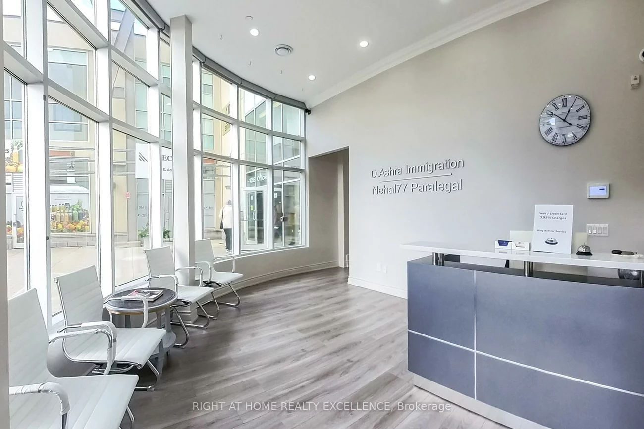 1065, Canadian, Northeast, Mississauga