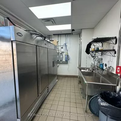 3910, Eglinton, Churchill Meadows, Mississauga