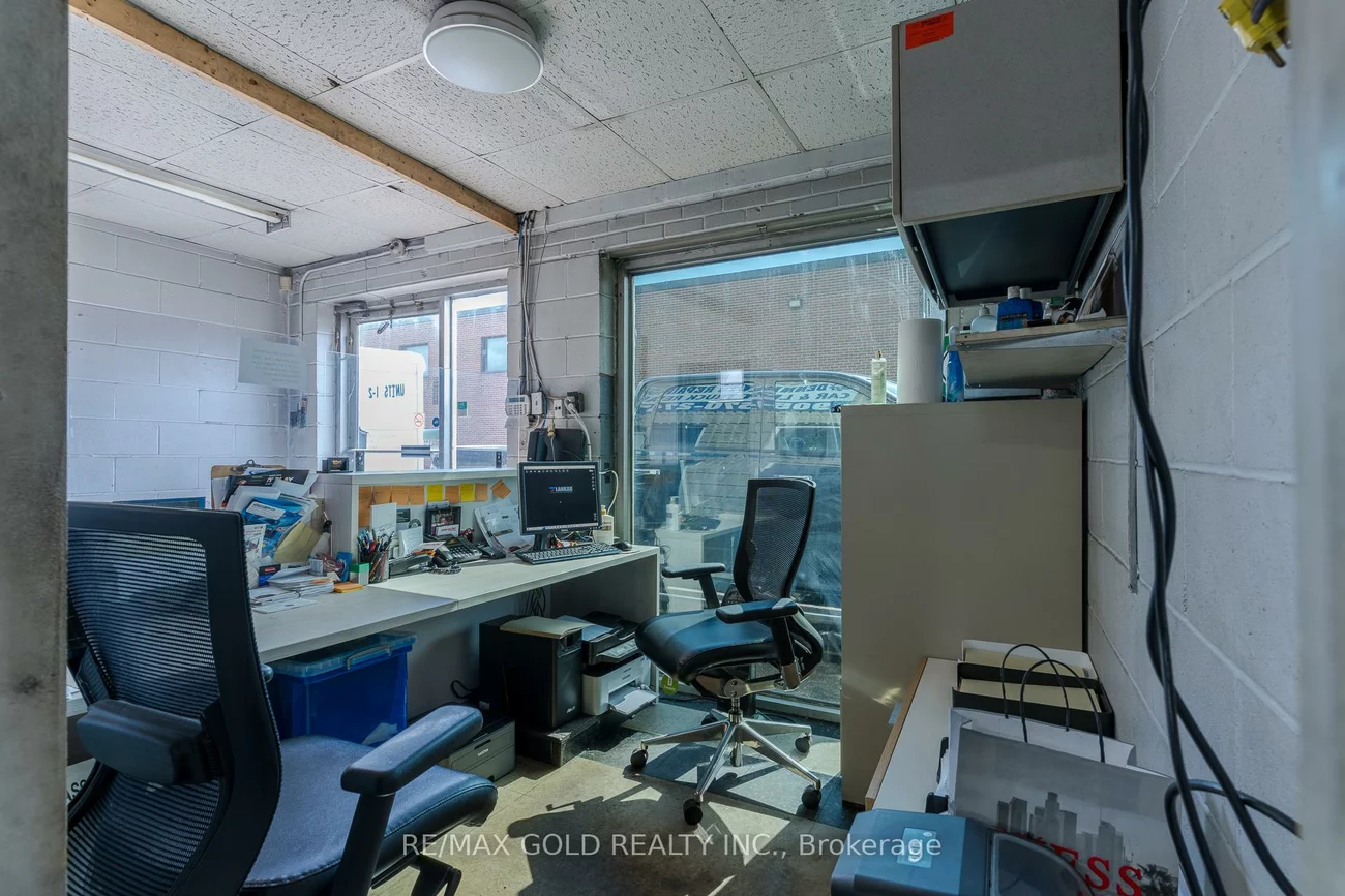 1744, Meyerside, Northeast, Mississauga