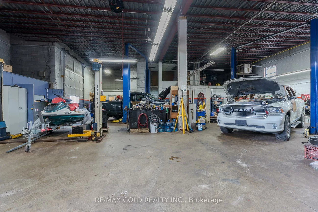 1744, Meyerside, Northeast, Mississauga
