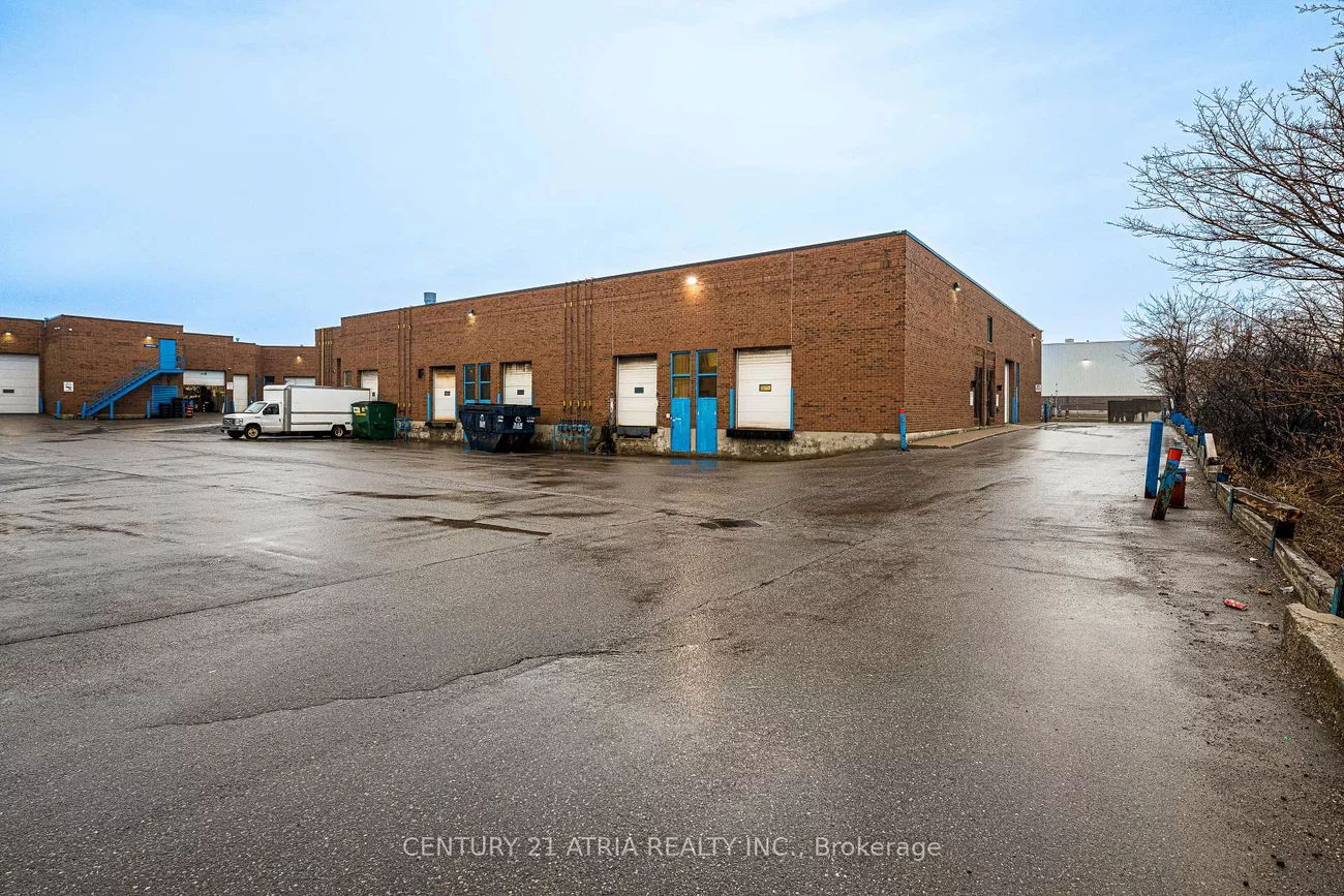 5775, Atlantic, Dixie, Mississauga