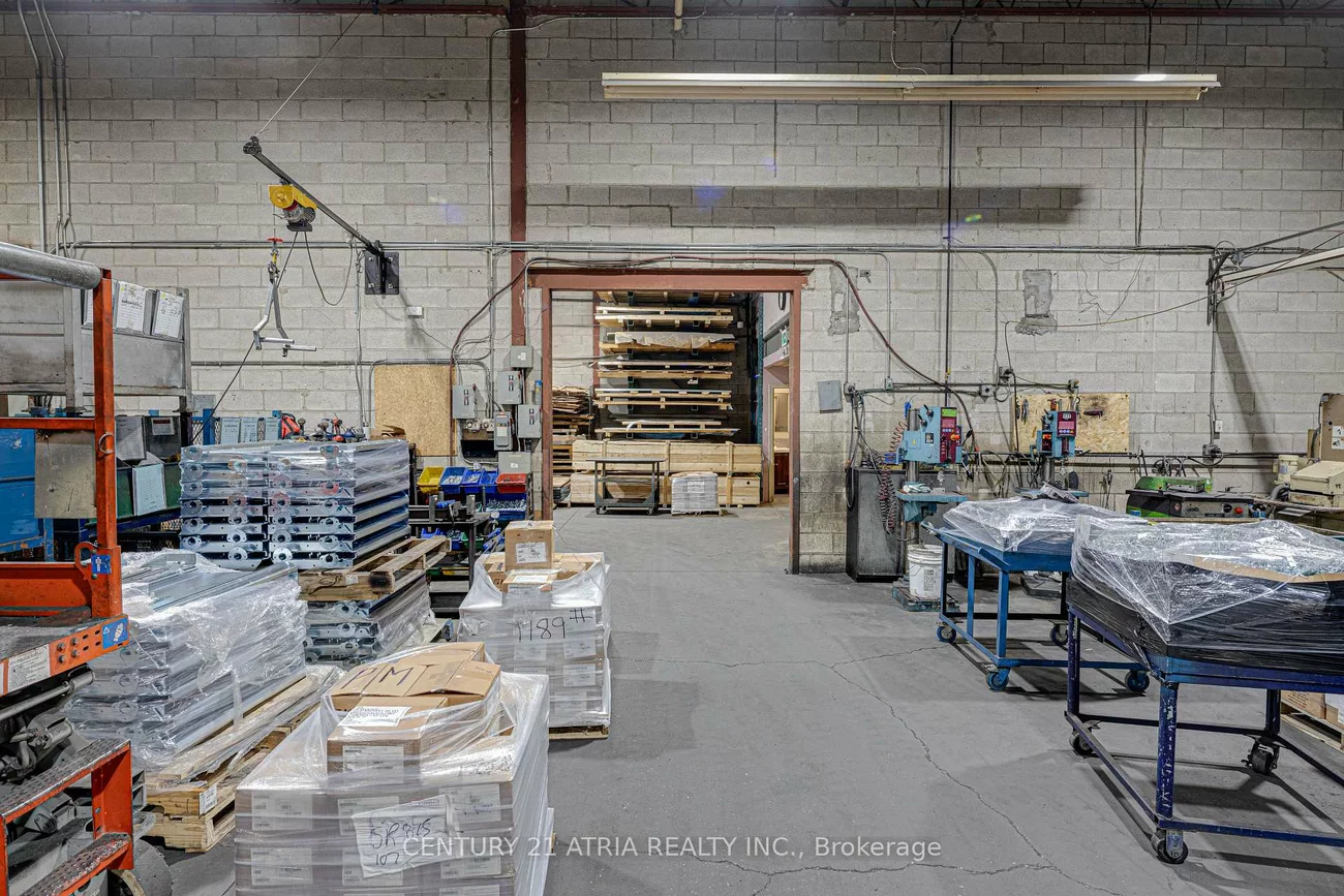 5775, Atlantic, Dixie, Mississauga