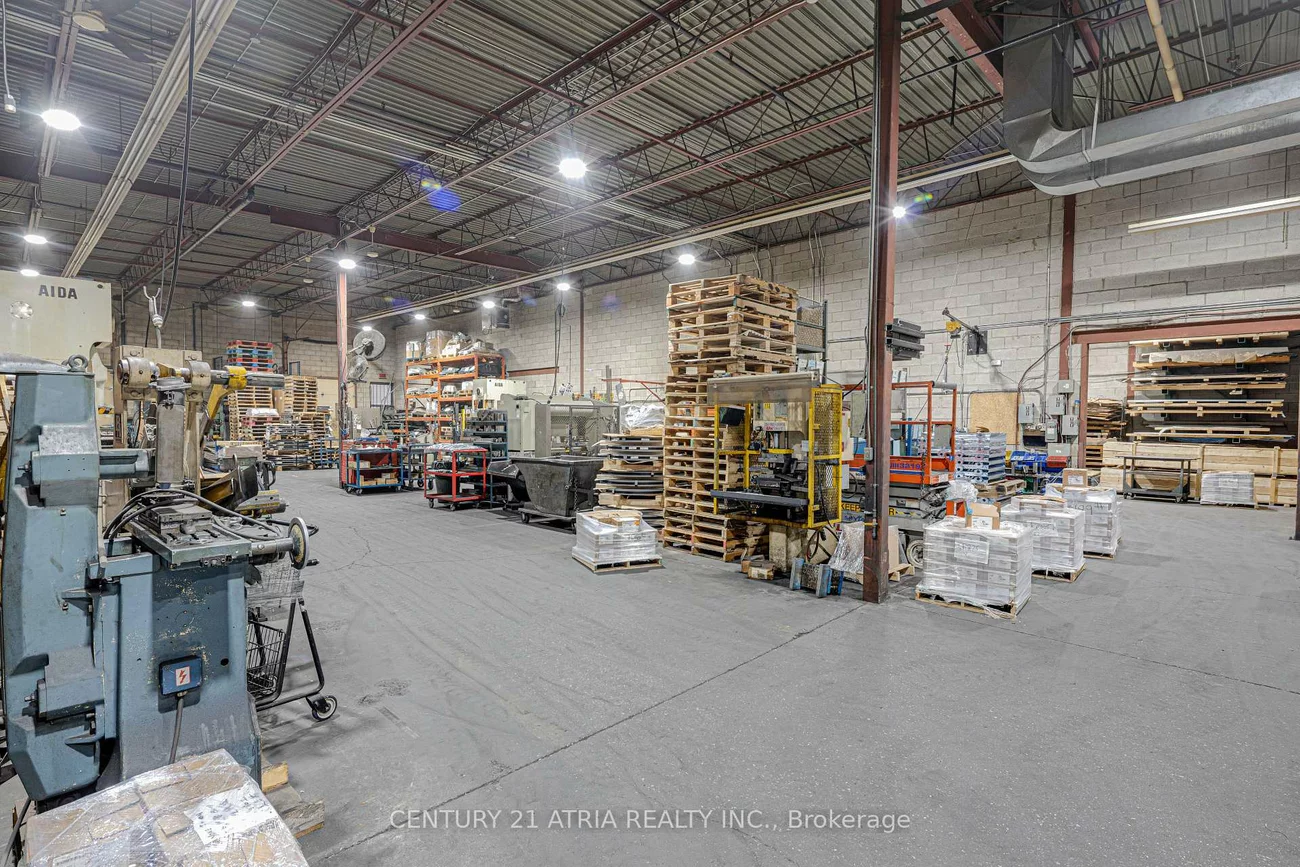 5775, Atlantic, Dixie, Mississauga