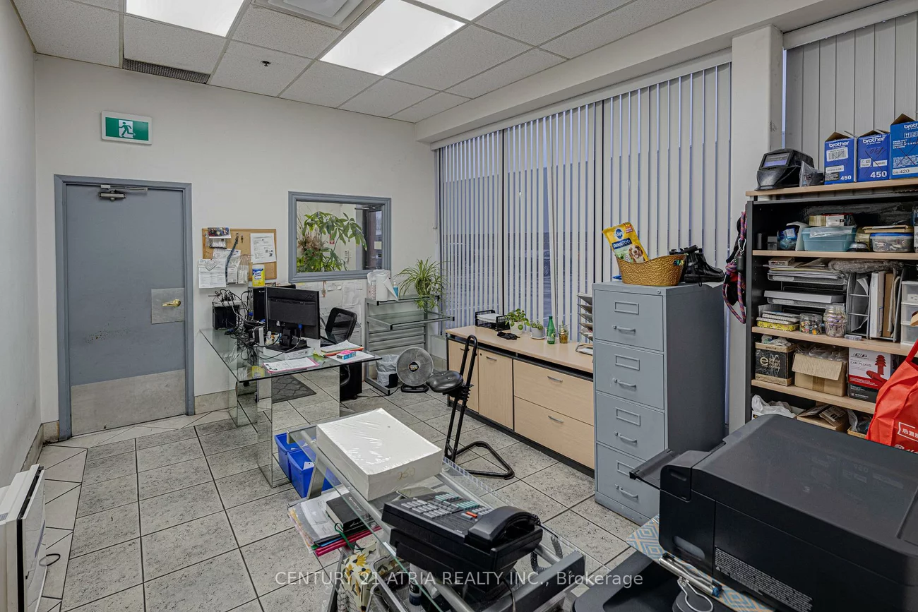 5775, Atlantic, Dixie, Mississauga