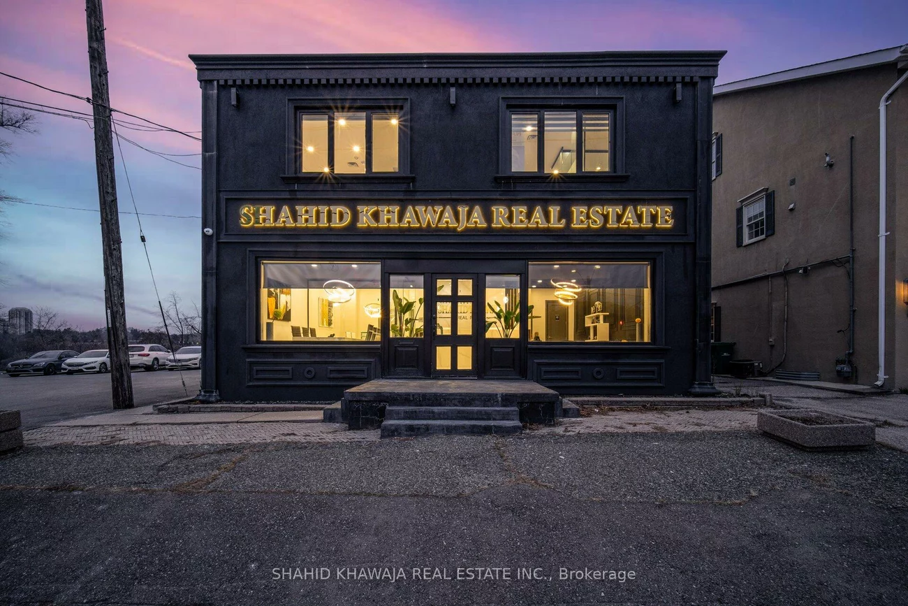 1563, Dundas, Erindale, Mississauga
