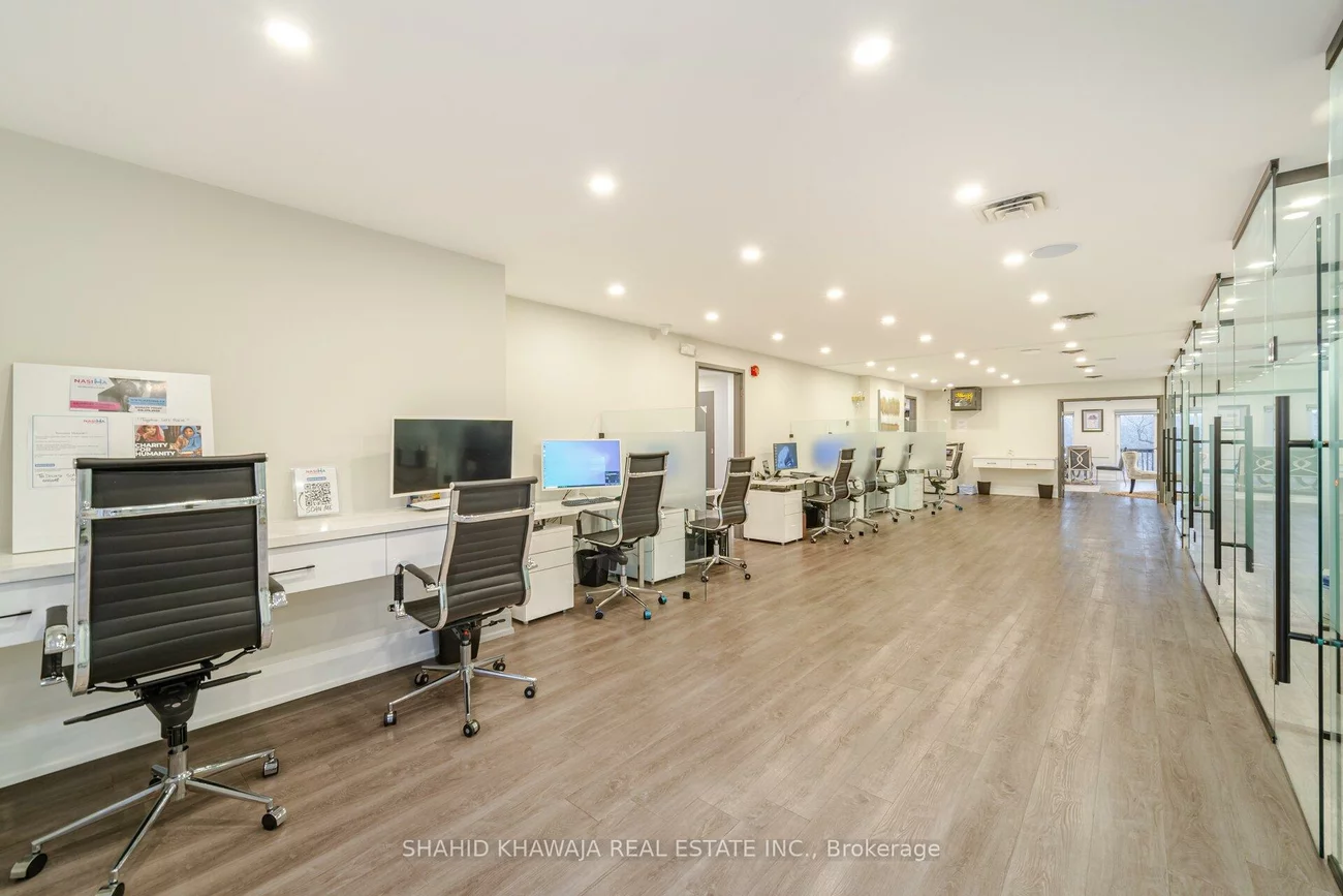1563, Dundas, Erindale, Mississauga