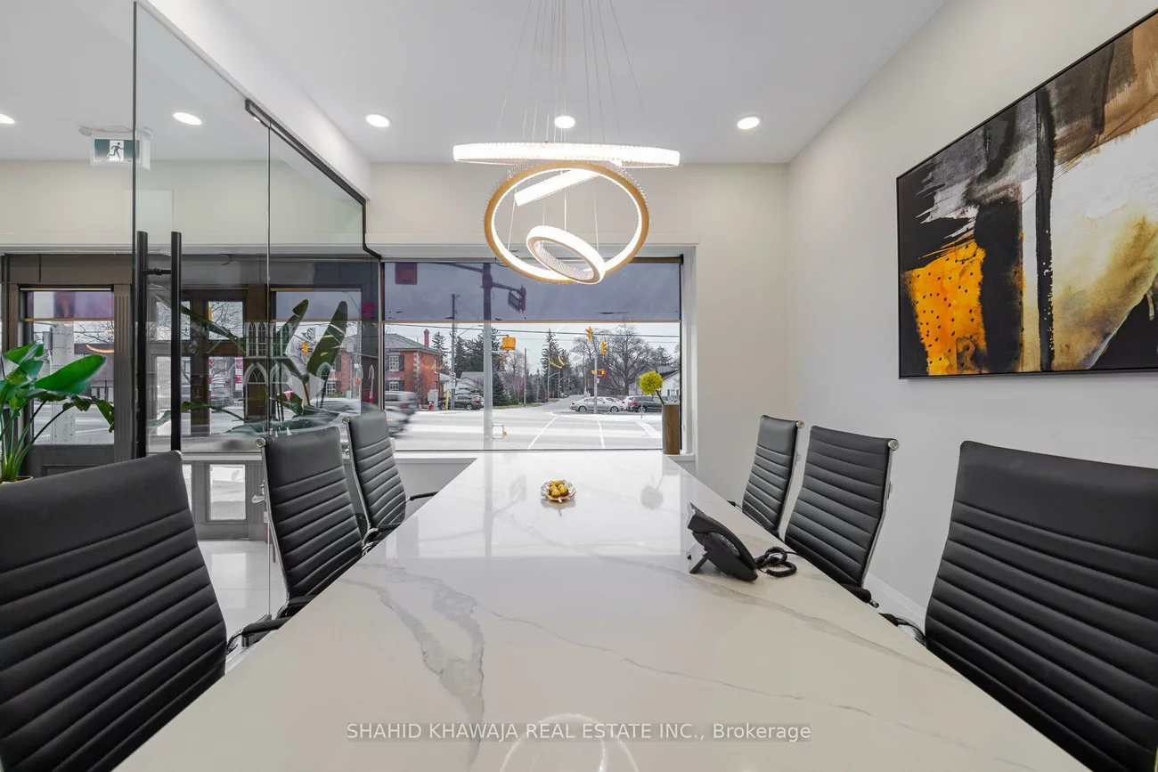 1563, Dundas, Erindale, Mississauga