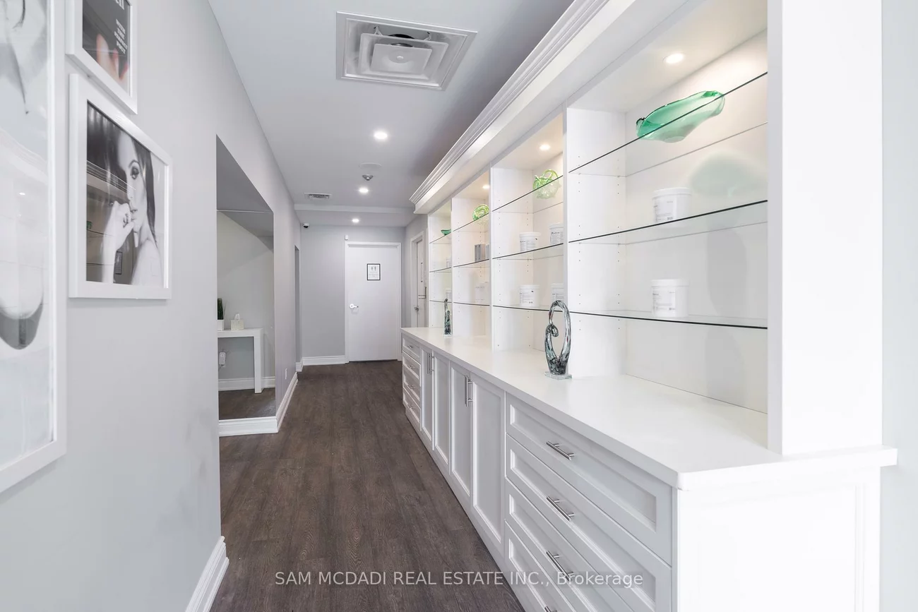 1651, Lakeshore, Clarkson, Mississauga