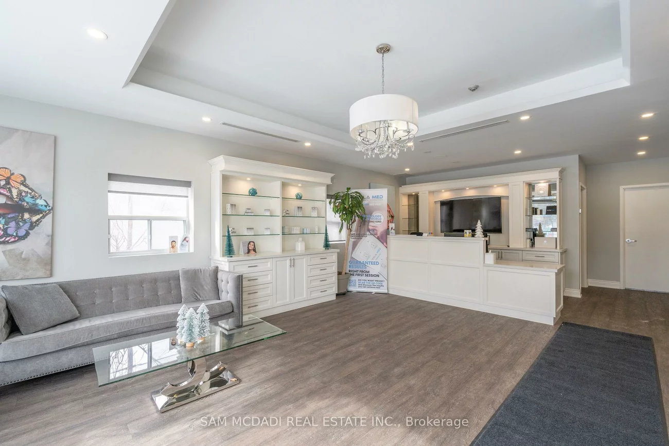 1651, Lakeshore, Clarkson, Mississauga