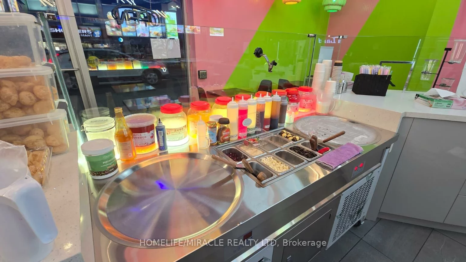 2150, Burnhamthorpe, Erin Mills, Mississauga